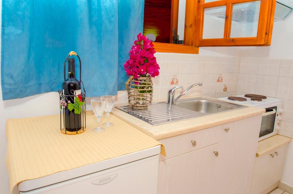 Palaios Rooms Plaka  Стая снимка